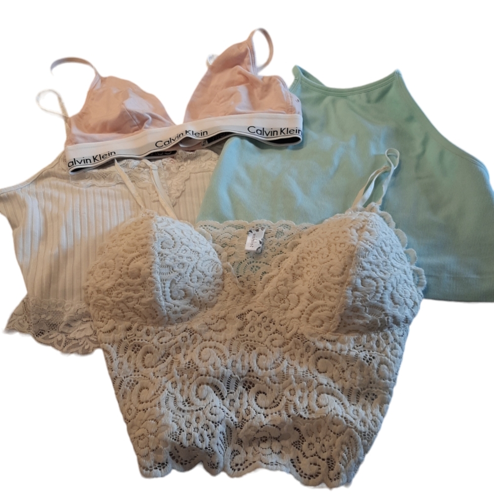 Woman's set: Bra, Bralette and crop tops Size Med